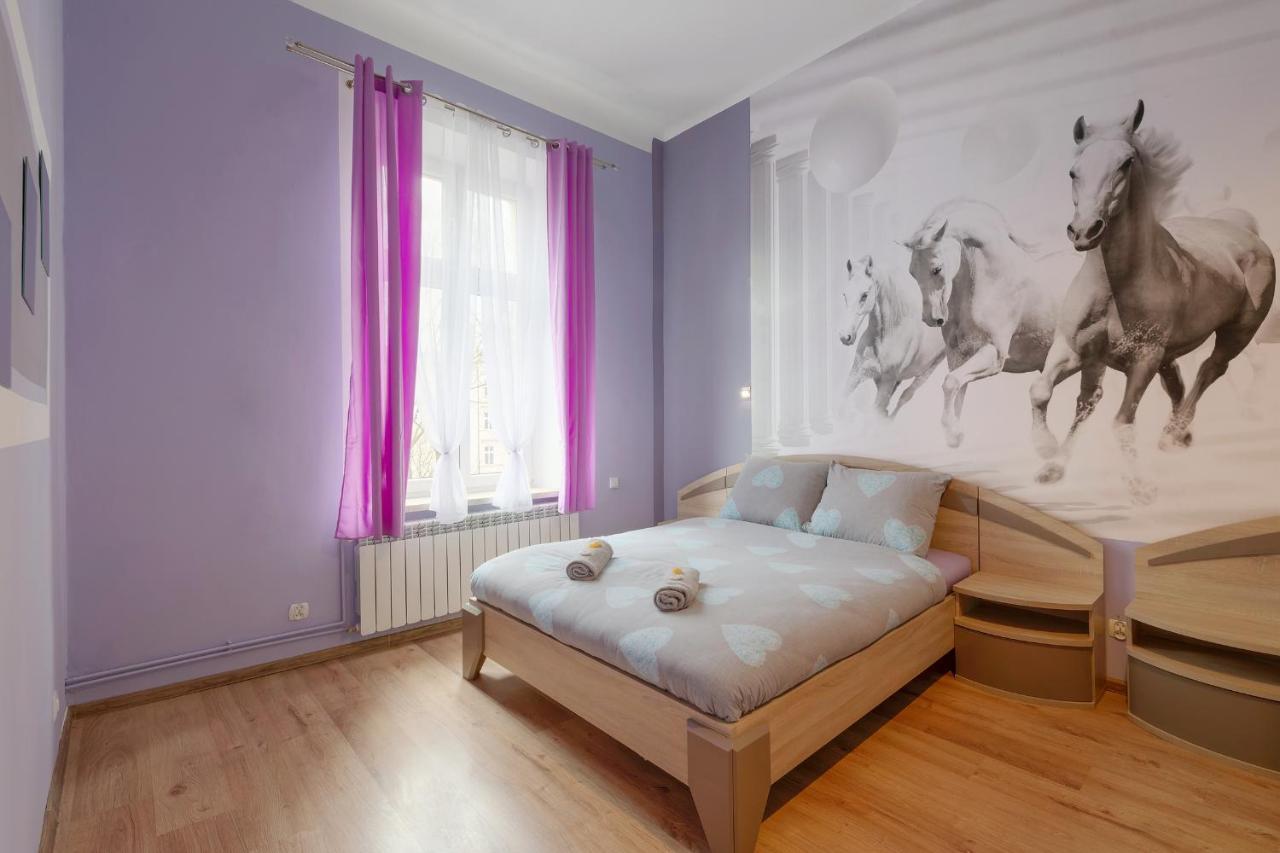 Queen Apartments Krakau Buitenkant foto